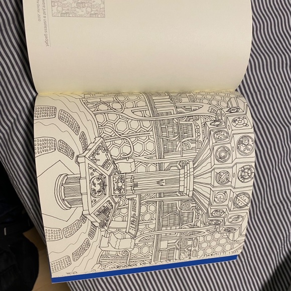 BBC Doctor Who Adult Coloring Book - Picture 3 of 6